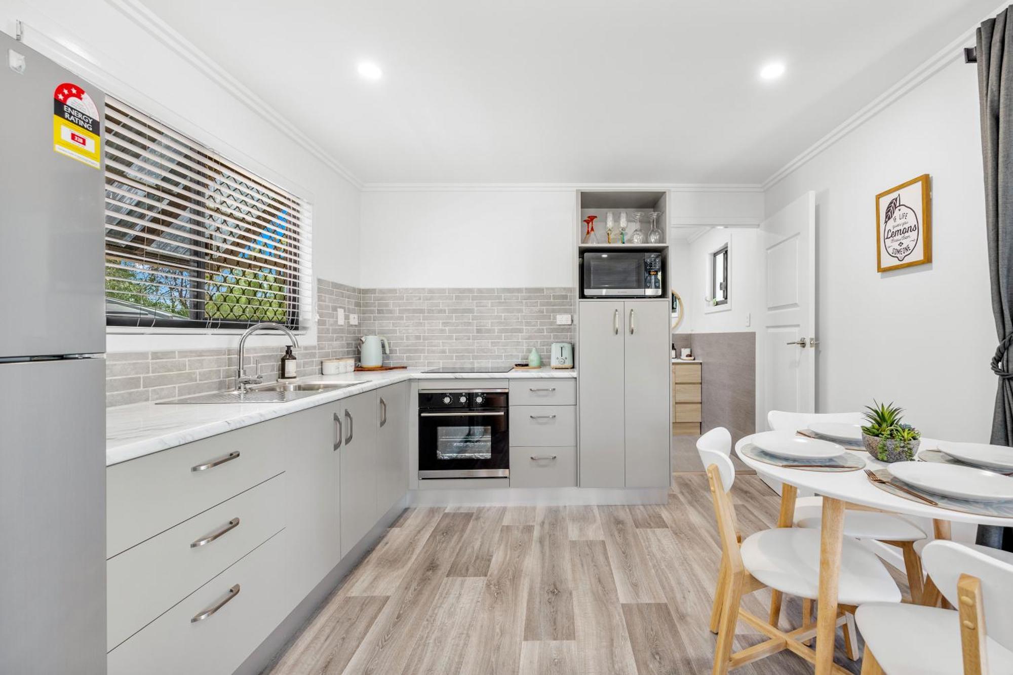 Little Sunshine - Private Acreage Guest Home เฮอร์วีย์เบย์ ภายนอก รูปภาพ