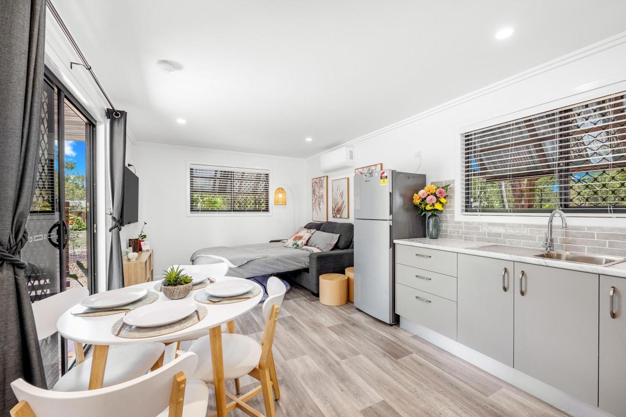 Little Sunshine - Private Acreage Guest Home เฮอร์วีย์เบย์ ภายนอก รูปภาพ